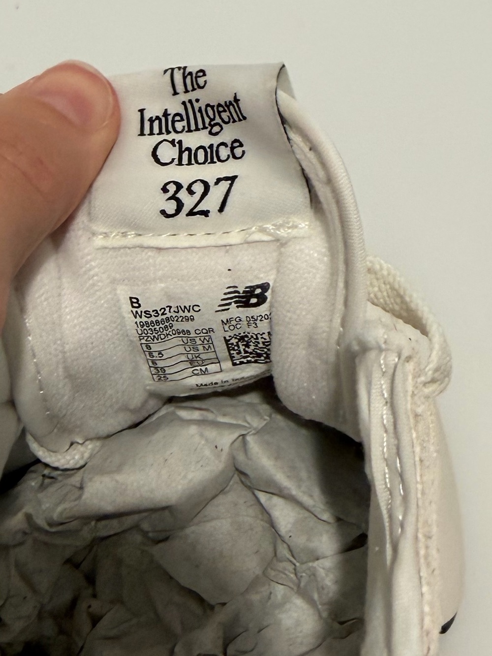 NWOB New Balance 327 Sneakers Sea Salt/Monarch/Burgundy 8 - Picture 15 of 16